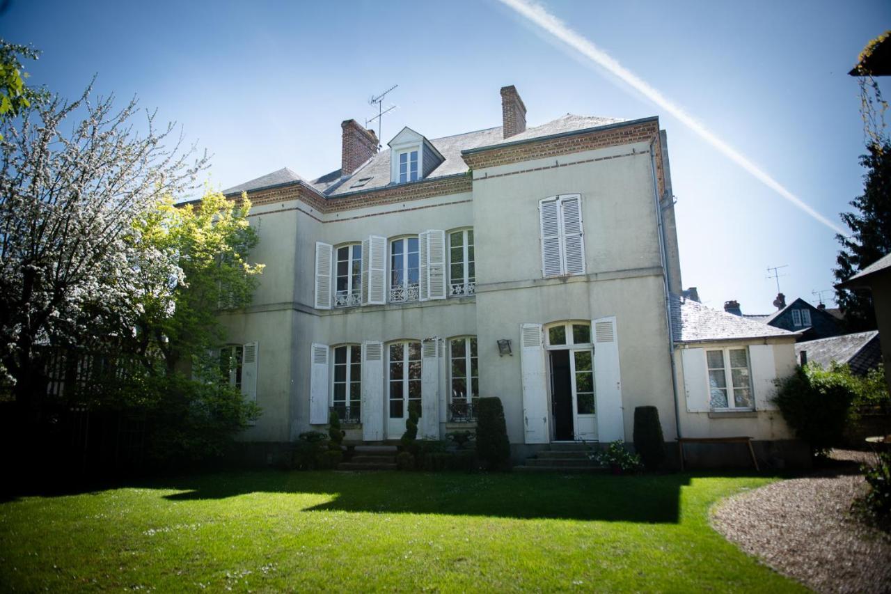Chez Agnes Bed & Breakfast Pont-Évêque Eksteriør bilde